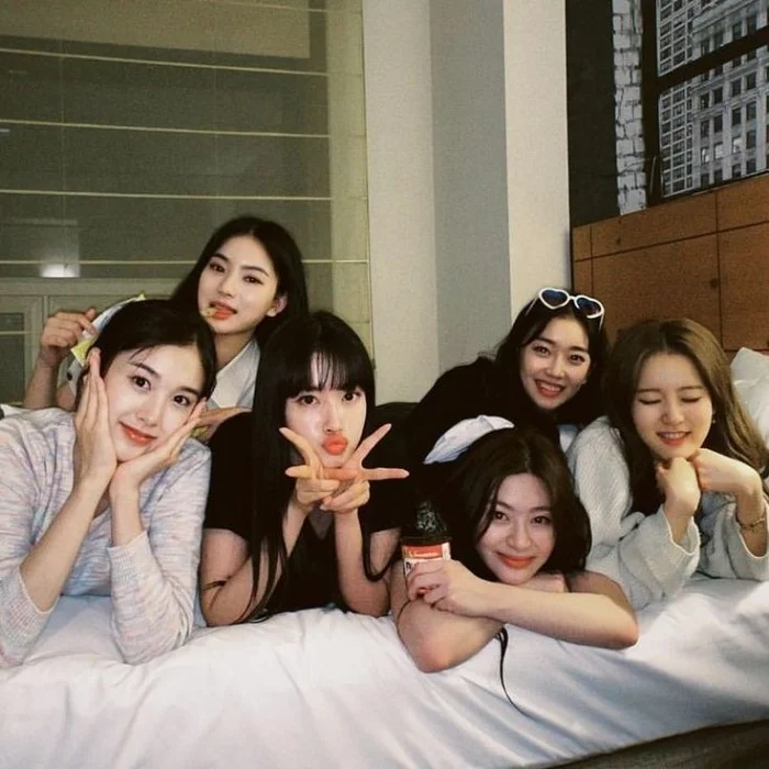 Cover for S in STAYC is...?