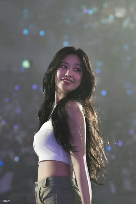 Cover for when cameras are flashing