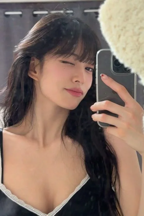 Qwib Qwib's Chaeyoung