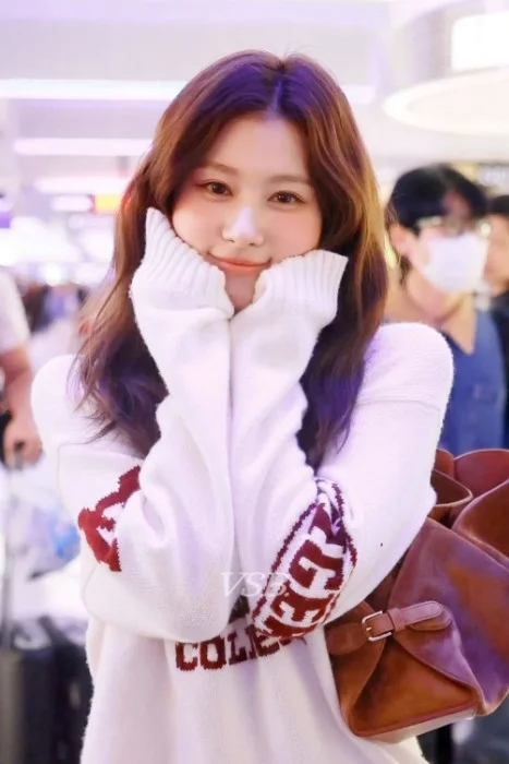 capslocked's Sana